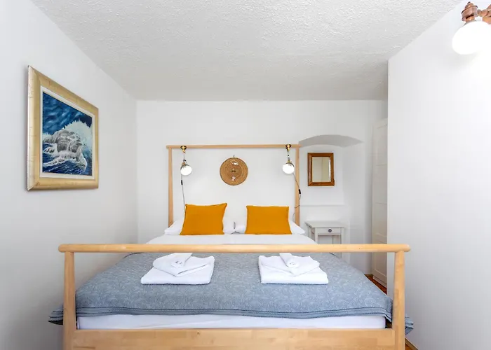 Marak Holiday home Risika